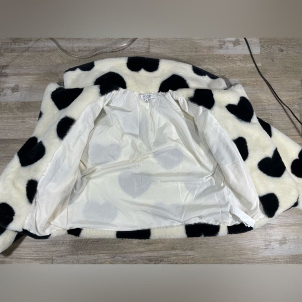 Faux Fur coat W/ M White Black Heart Print Stoosh A14314 LN - Picture 6 of 14